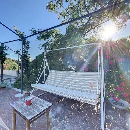 Rez De - St Cyr - L'oustaou Dorey 4pers Apartment